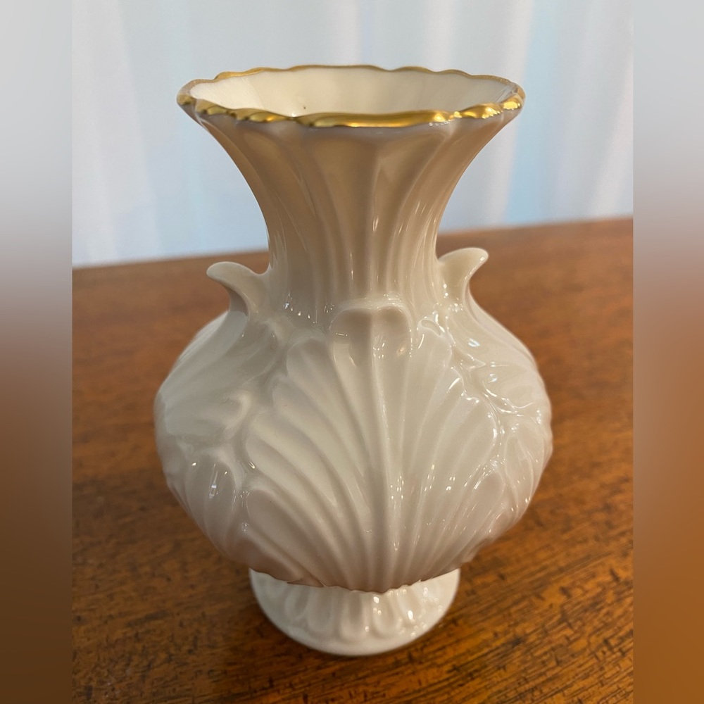 💜 Lenox Elfin Ivory Vase 💜